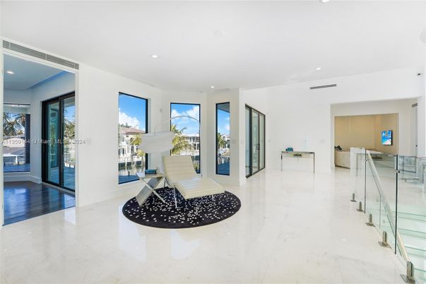 Interior, Marble, Recessed Lighting