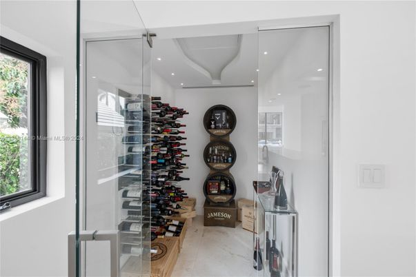 Interior, Recessed Lighting, Wine Storage