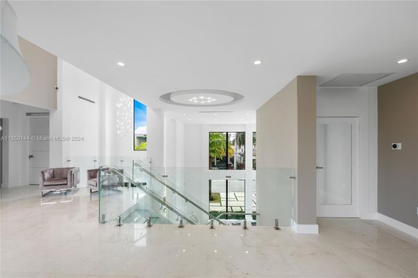 Interior, Marble, Recessed Lighting