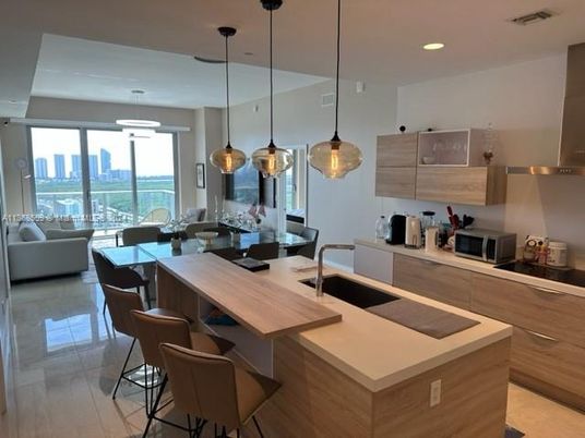 Dining room, Interior, Kitchen, Living room, Pendant Lights, Recessed Lighting, Water