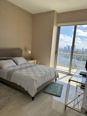 Bedroom, Interior, Water