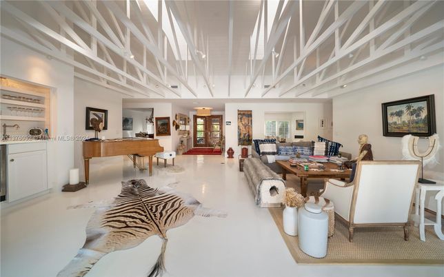 Interior, Living room, Piano