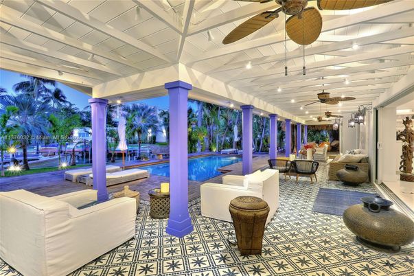 Exterior, Interior, Pool