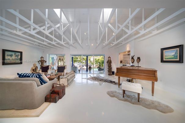 Interior, Living room, Piano, Recessed Lighting