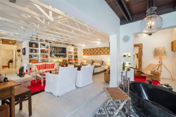 Interior, Living room, Pendant Lights, Wooden Ceilings