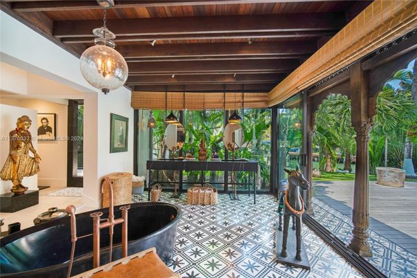 Interior, Pendant Lights, Wooden Beams, Wooden Ceilings
