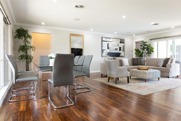 Dining room, Interior, Living room, Recessed Lighting, Wood Texture Flooring