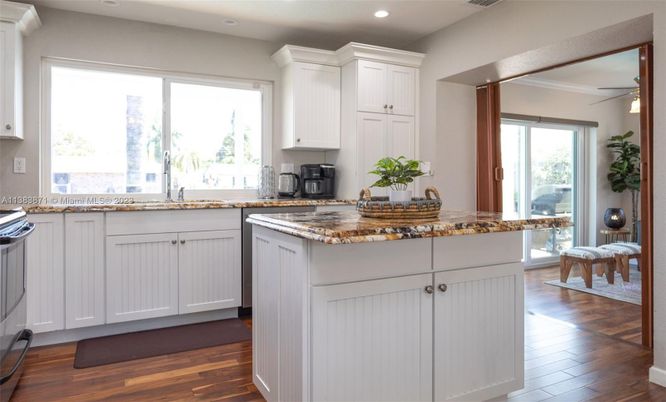 Interior, Kitchen, Recessed Lighting, Wood Texture Flooring