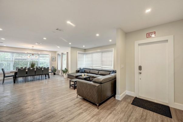 Dining room, Interior, Living room, Pendant Lights, Recessed Lighting, Wood Texture Flooring