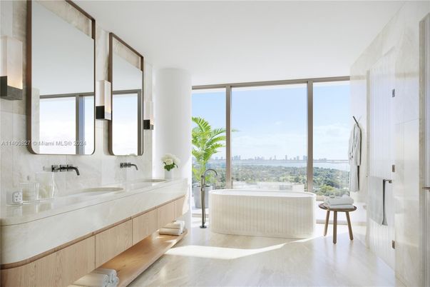Bathroom, Dual Sink Vanities, Free Standing Baths, Interior