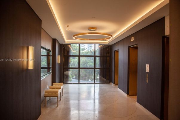 Elevator, Interior, Pendant Lights, Recessed Lighting