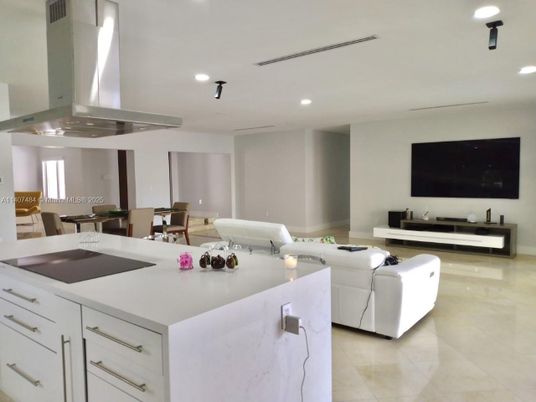 Dining room, Interior, Kitchen, Living room, Recessed Lighting