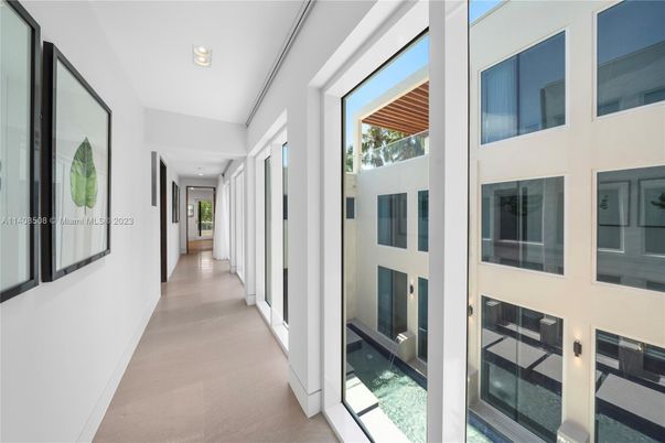 Interior, Recessed Lighting