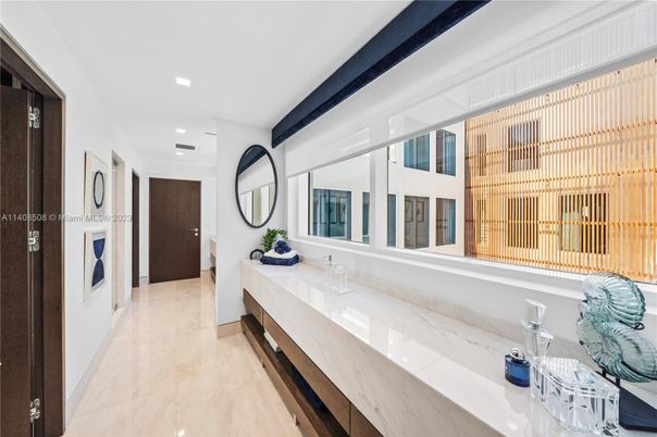 Bathroom, Interior, Marble, Recessed Lighting
