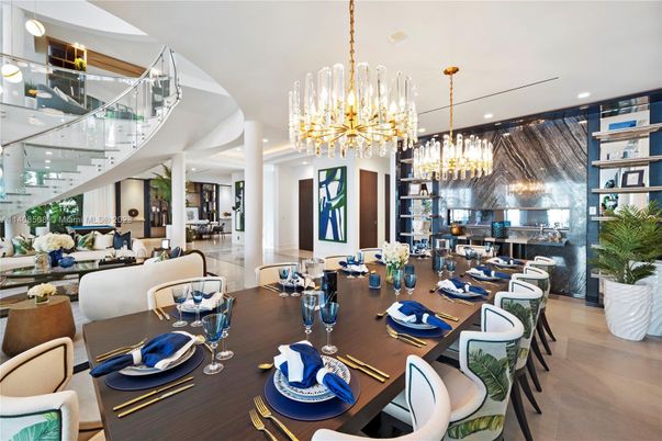 Chandelier, Dining room, Interior, Living room, Pendant Lights, Recessed Lighting, Wood Texture Flooring