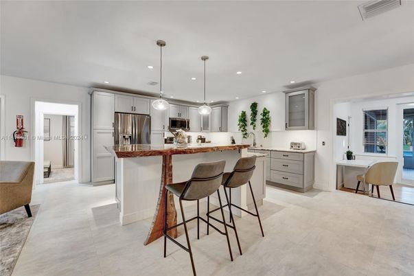 Interior, Kitchen, Pendant Lights, Recessed Lighting, Stainless Steel Appliances