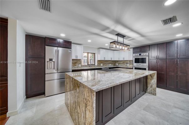 Interior, Kitchen, Pendant Lights, Recessed Lighting, Stainless Steel Appliances