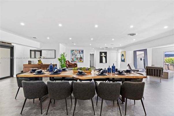 Dining room, Interior, Recessed Lighting