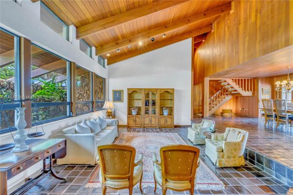 Chandelier, Dining room, Interior, Living room, Wooden Beams, Wooden Ceilings, Wooden Walls