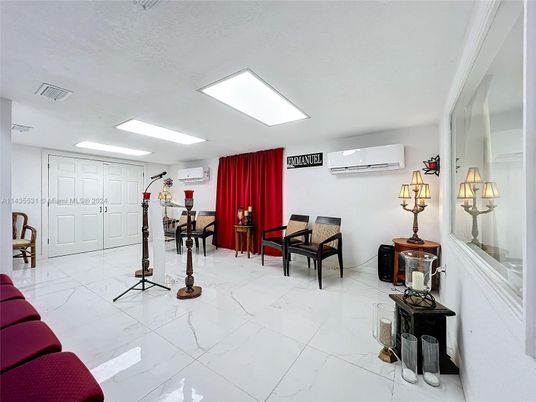Interior, Marble, Recessed Lighting