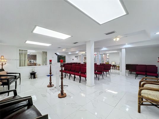 Dining room, Interior, Marble, Recessed Lighting