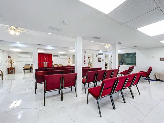 Dining room, Interior, Marble, Recessed Lighting