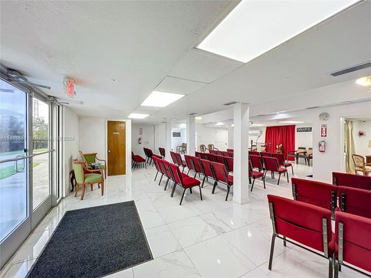 Dining room, Interior, Marble, Recessed Lighting