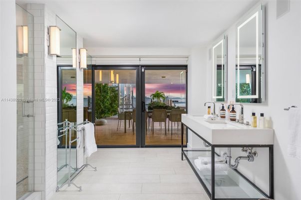 Bathroom, Dining room, Interior, Wood Texture Flooring