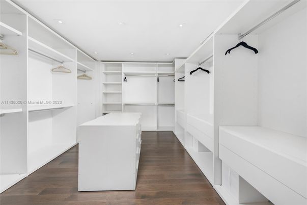 Interior, Recessed Lighting, Walk-in Closets, Wood Texture Flooring