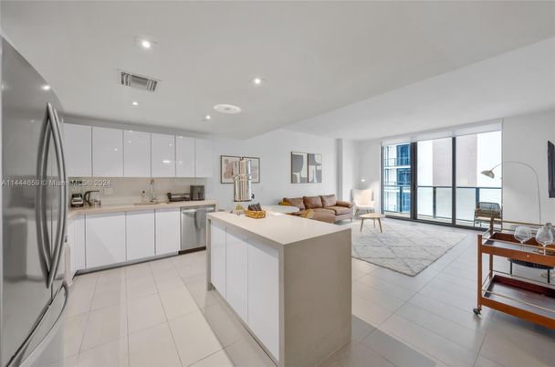 Interior, Kitchen, Living room, Recessed Lighting, Stainless Steel Appliances