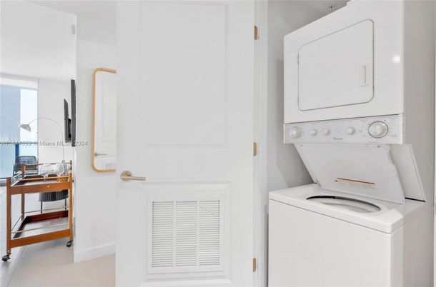 Interior, Utility Closets, Washer