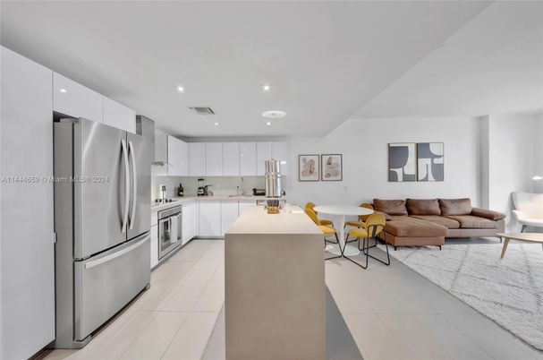 Interior, Kitchen, Living room, Recessed Lighting, Stainless Steel Appliances