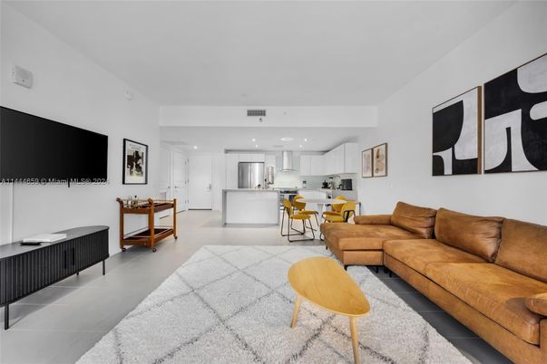 Interior, Kitchen, Living room, Recessed Lighting, Stainless Steel Appliances