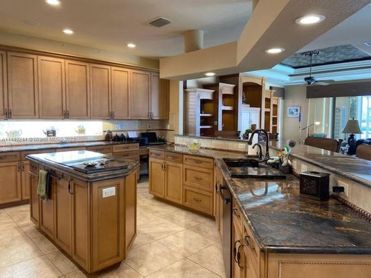 Interior, Kitchen, Recessed Lighting