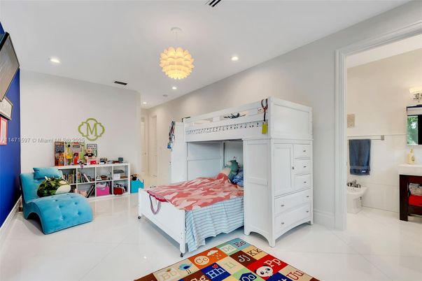 Bathroom, Bedroom, Interior, Recessed Lighting