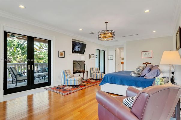 Bedroom, Fireplace, Interior, Living room, Recessed Lighting, Wood Texture Flooring