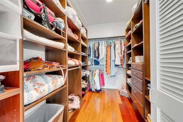 Interior, Recessed Lighting, Walk-in Closets, Wood Texture Flooring