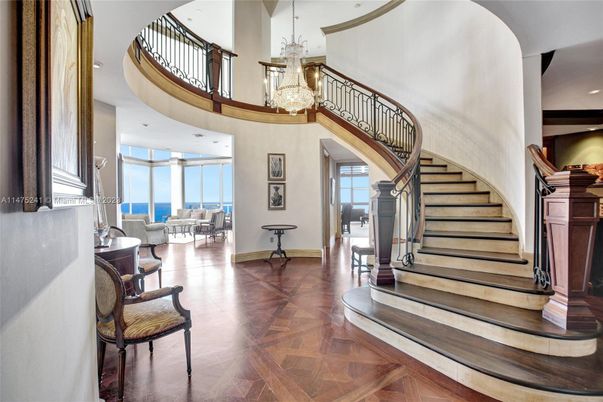 Chandelier, Interior, Recessed Lighting, Water, Wood Texture Flooring