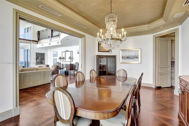 Chandelier, Dining room, Interior, Living room, Recessed Lighting, Wood Texture Flooring