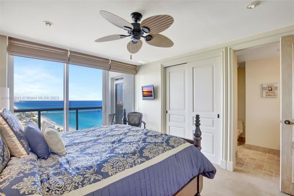 Bedroom, Interior, Recessed Lighting, Water