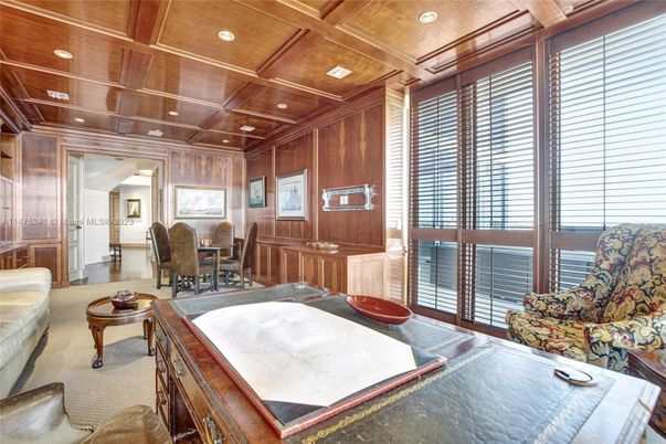 Dining room, Interior, Recessed Lighting, Wooden Beams, Wooden Ceilings, Wooden Walls