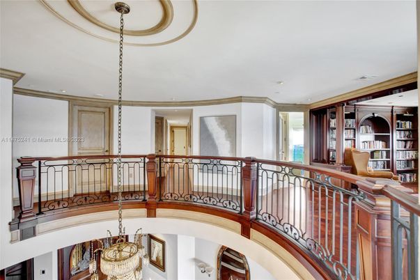 Chandelier, Interior, Recessed Lighting