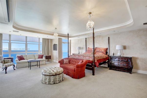 Bedroom, Chandelier, Interior, Living room, Recessed Lighting, Water
