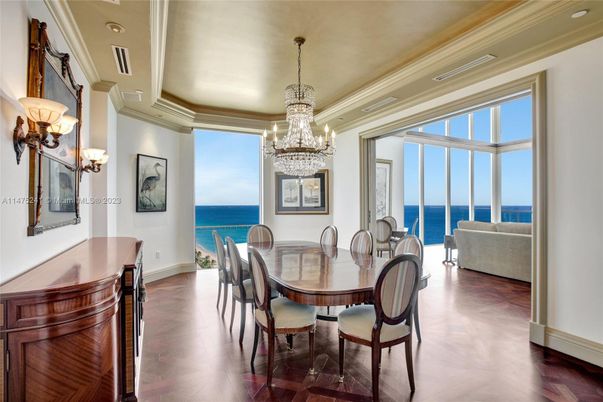 Chandelier, Dining room, Interior, Recessed Lighting, Water, Wood Texture Flooring