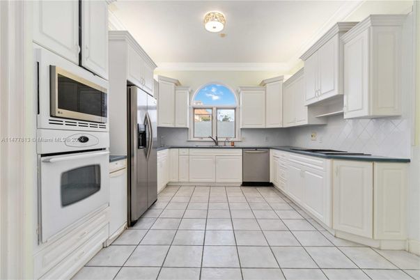 Interior, Kitchen, Stainless Steel Appliances