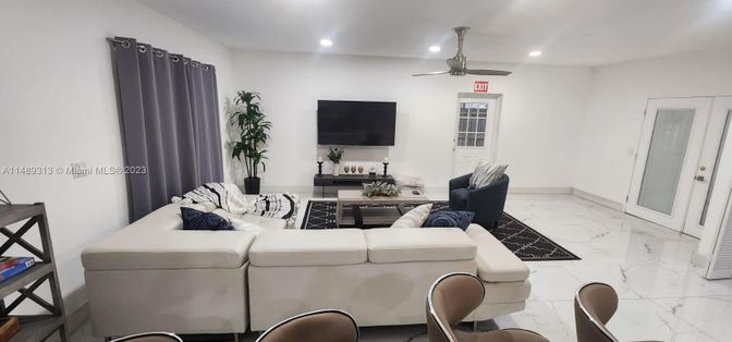 Interior, Living room, Marble, Recessed Lighting