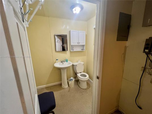 Bathroom, Interior