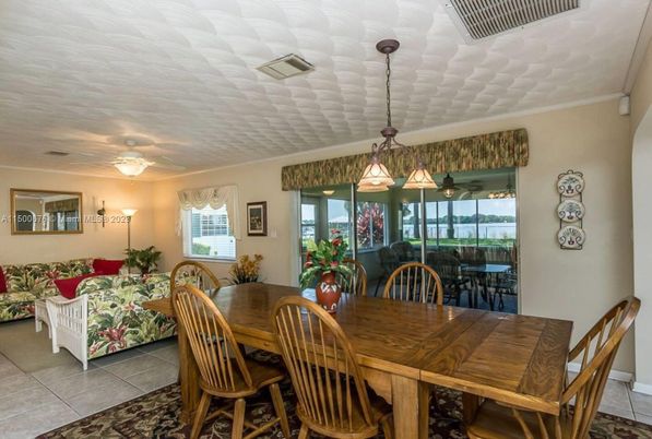 Dining room, Interior, Living room, Pendant Lights