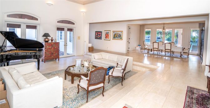 Dining room, Interior, Living room, Piano