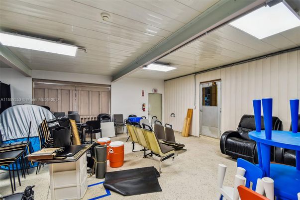 Fitness Equipment, Interior